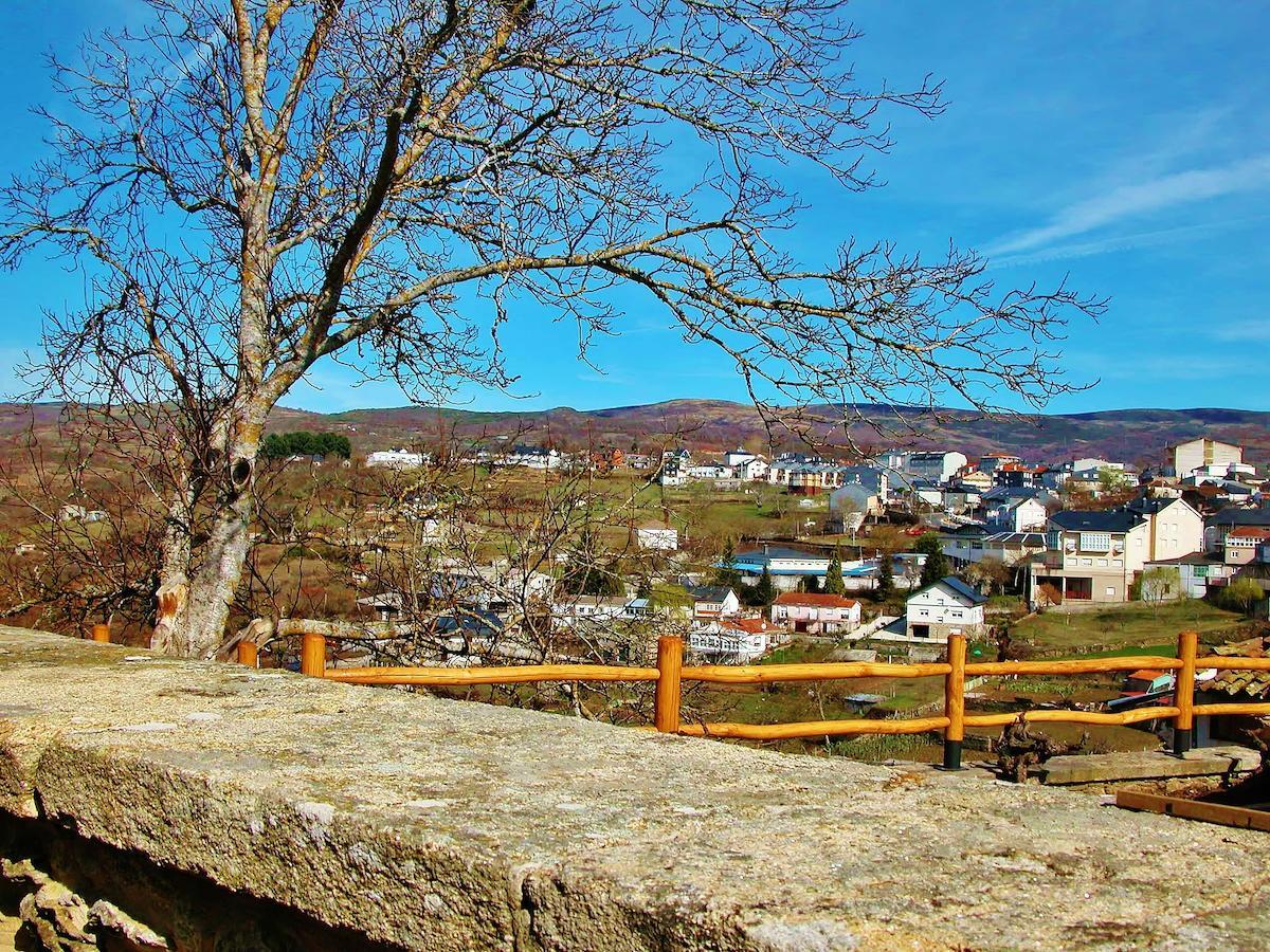 Mirador Da Ribeira Hotel Viana do Bolo Exterior foto